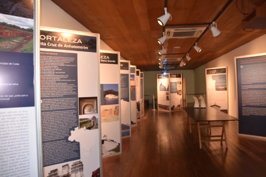 NAC_Eventos_Exposicao_Conjunto_Fortificado_Brasiliero_4