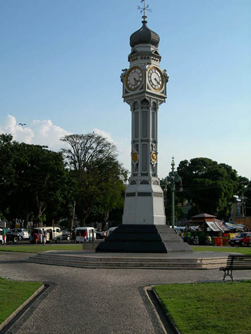 PA_Belem_Praca_do_Relogio_vertical_1