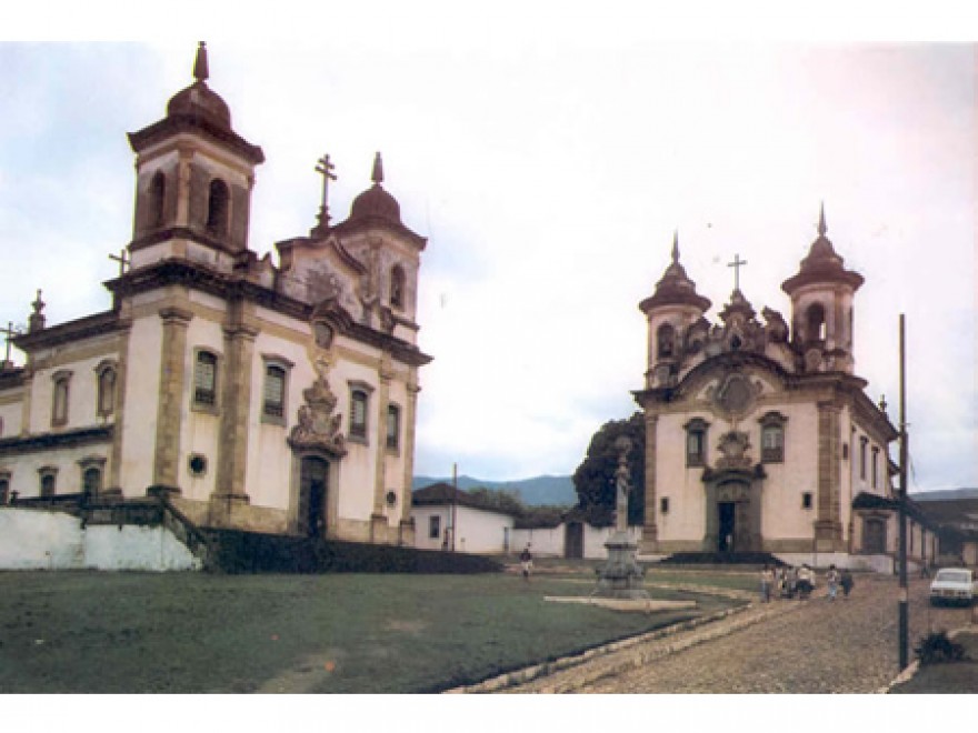 MG_MARIANA_Igreja_de_Sao_Francisco_de_Assis_antiga_1