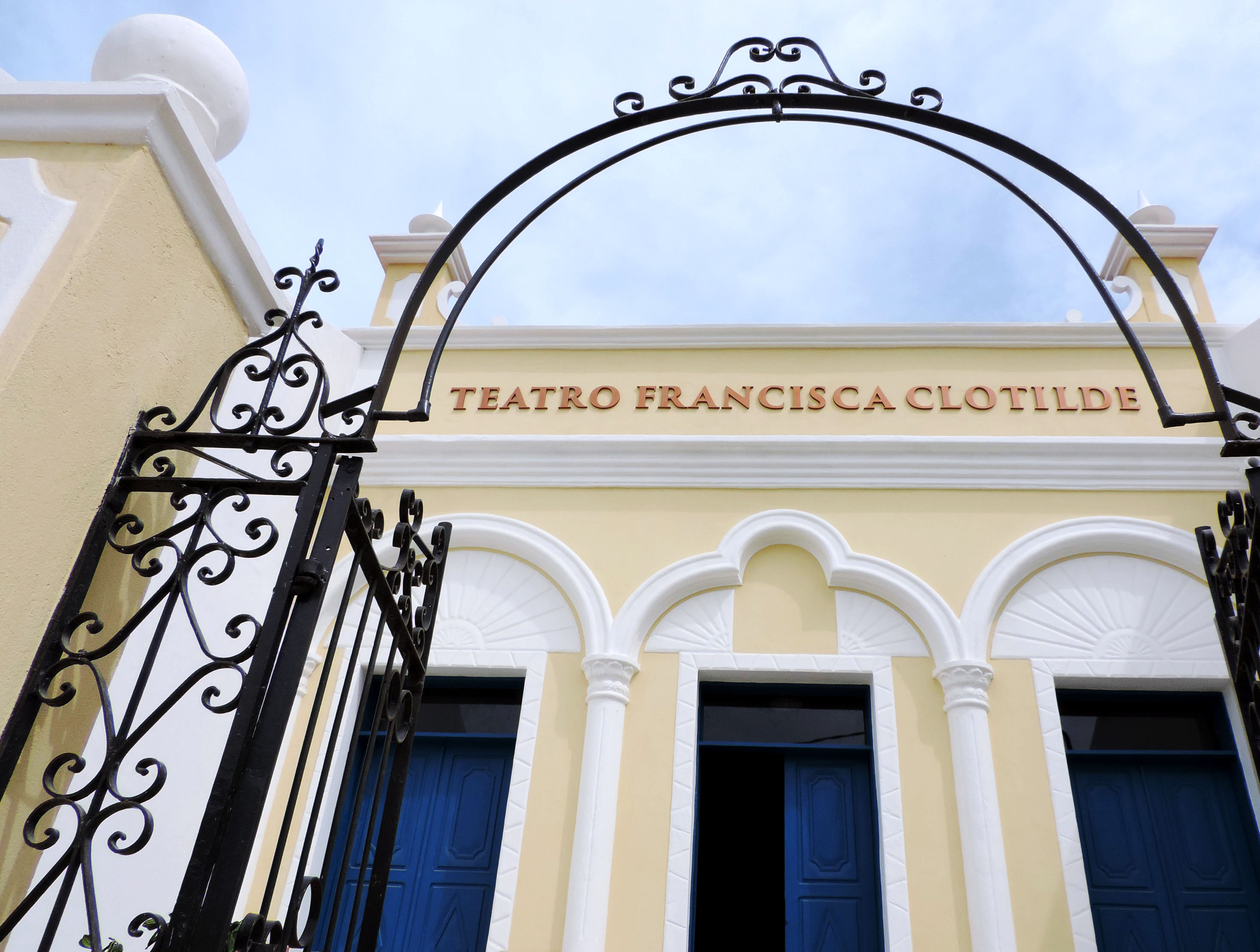 Teatro Francisca Clotilde, em Aracati, foi restaurado com recursos do Avançar