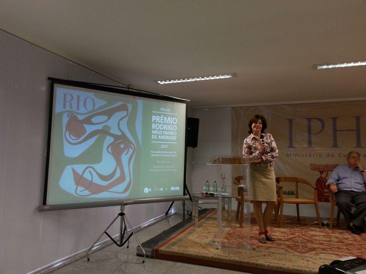 A presidenta do Iphan, Jurema Machado, durante a Mesa de Debates do Prêmio Rodrigo Melo Franco de Andrade.