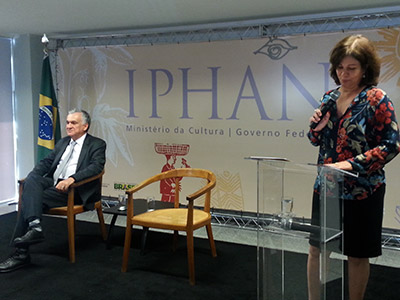 Jurema Machado recebe o Ministro da Cultura, Juca Ferreira, na sede do Iphan em Brasília. O encontro marca o início de sua nova gestão à frente do Instituto.