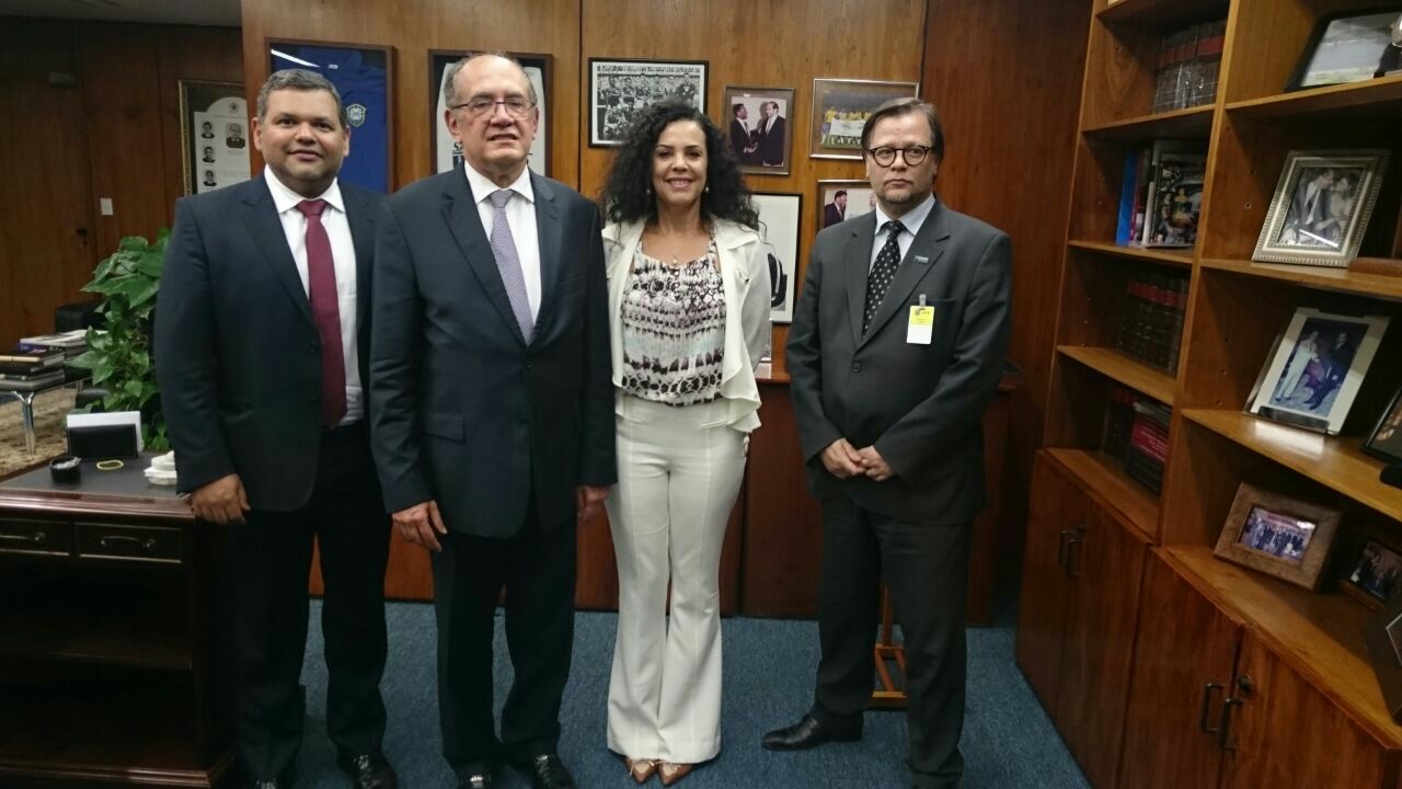 Ministro do Supremo Tribunal Federal se reúne com presidente do Ipha, Kátia Bogéa