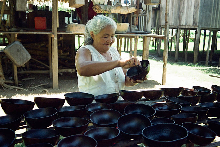 Os saberes relacionados à produção e utilização de cuias fazem parte das complexas dinâmicas de colonização e ocupação do espaço amazônico