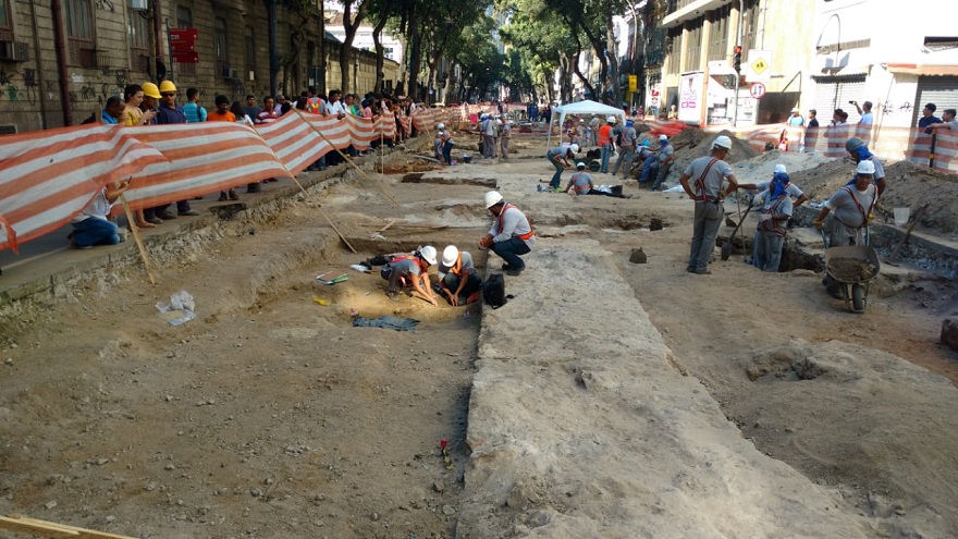 Projeto de Educação Patrimonial em Sítio arqueológico no VLT Carioca